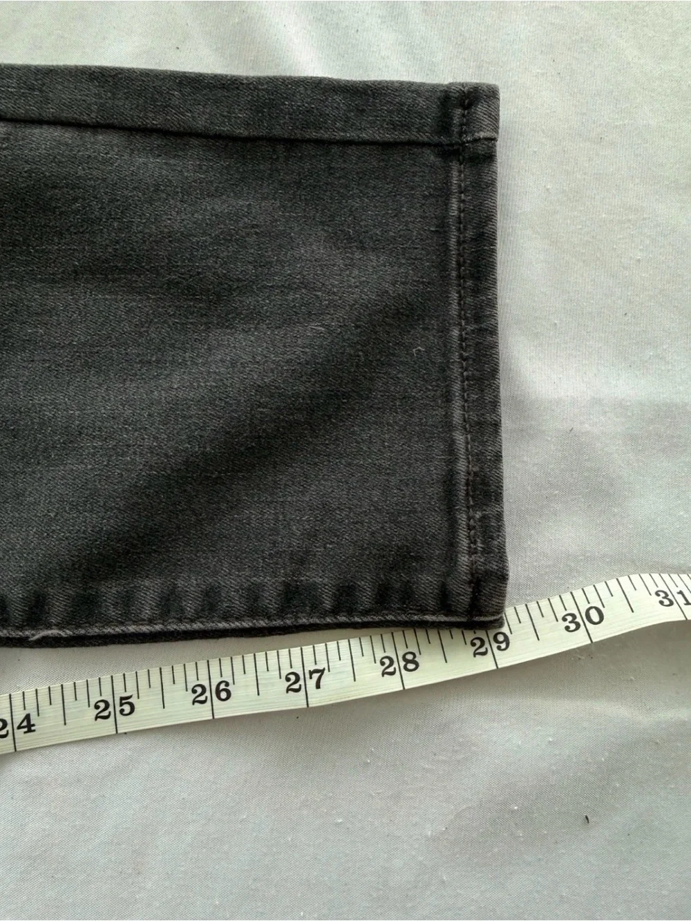 NWT Levi's 311 Shaping Skinny Jeans Mens 34/30 Slim Black